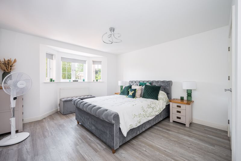 Bedroom- click for photo gallery